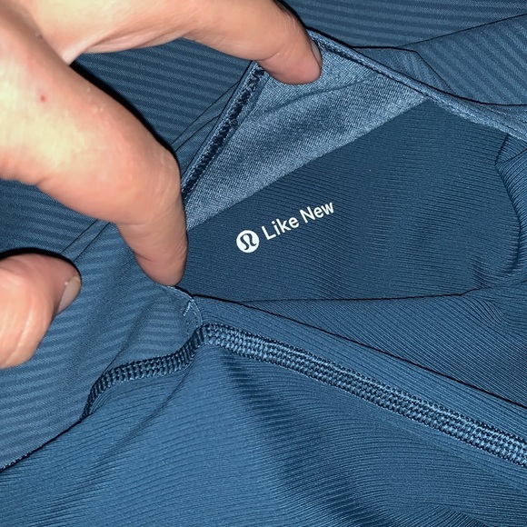 Lululemon- Like New - Sz 10- Dance Studio Jacket III- Reversible- Blue Petrol - Picture 13 of 16